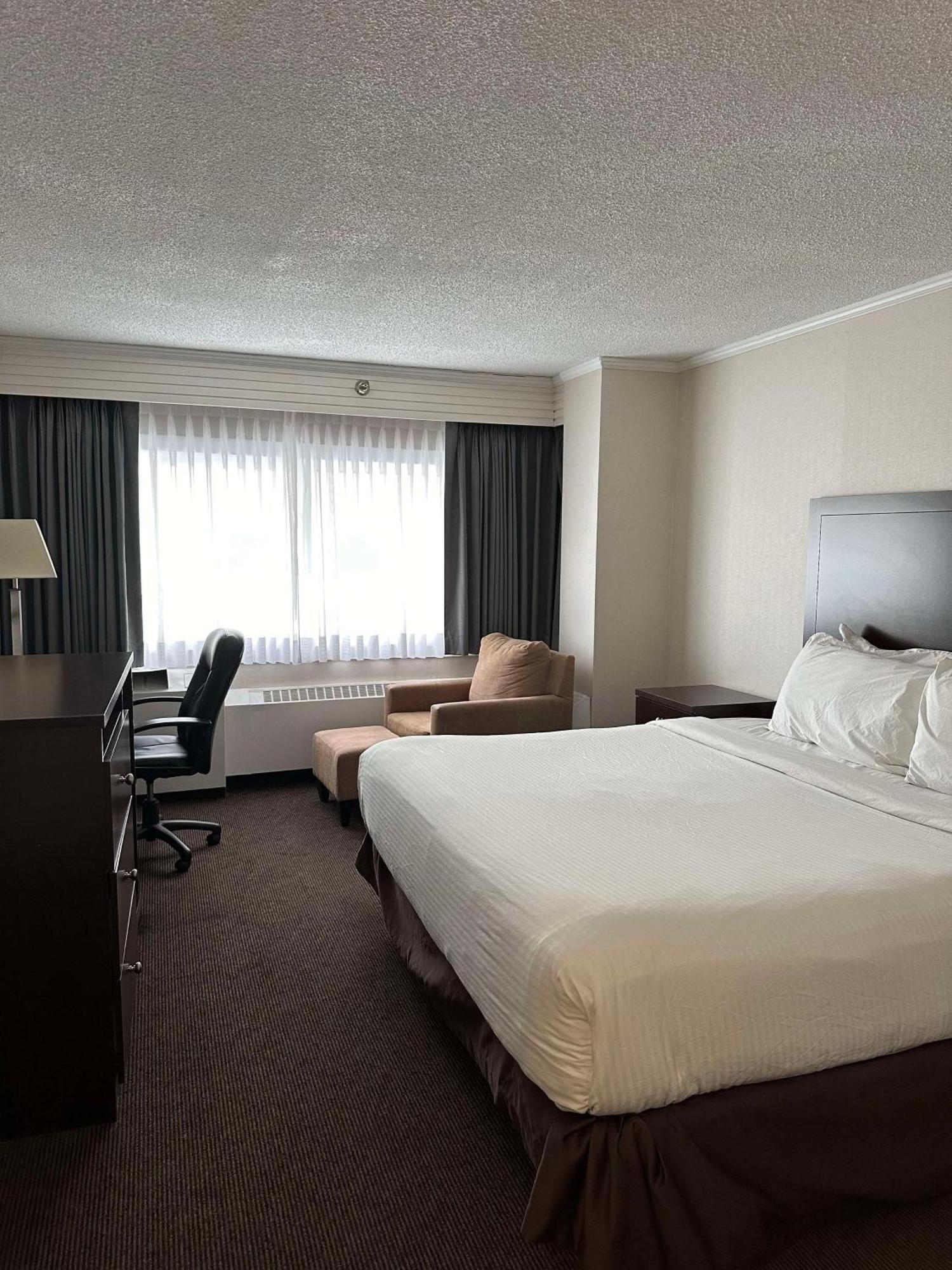 Best Western Cedar Park Inn Edmonton Exterior foto